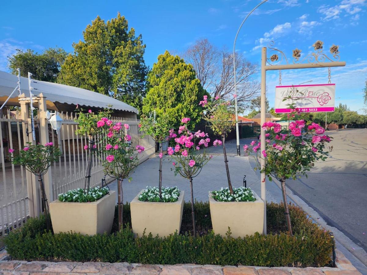 Villa Rose Cottages Блумфонтейн Екстер'єр фото